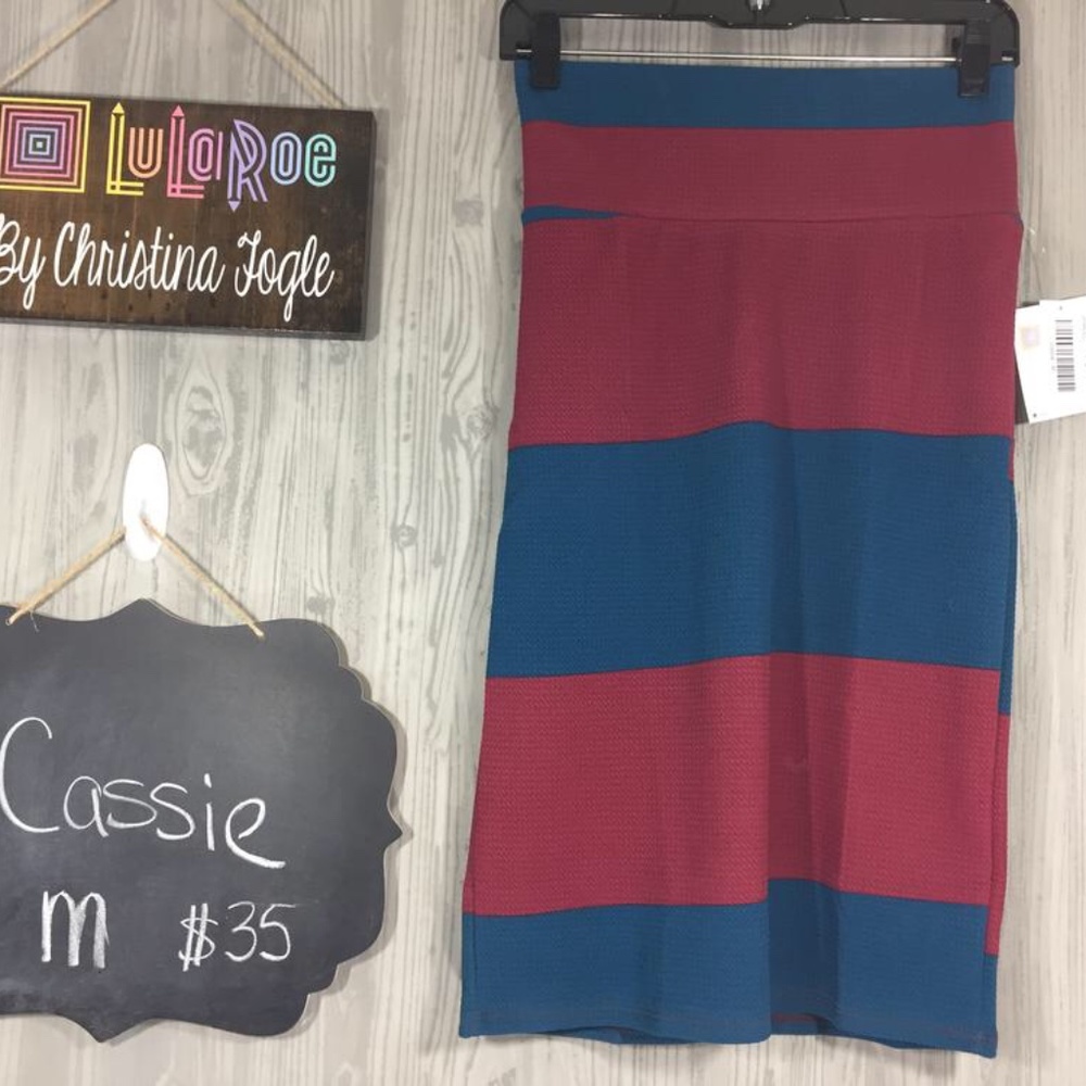 LuLaRoe M Cassie Skirt